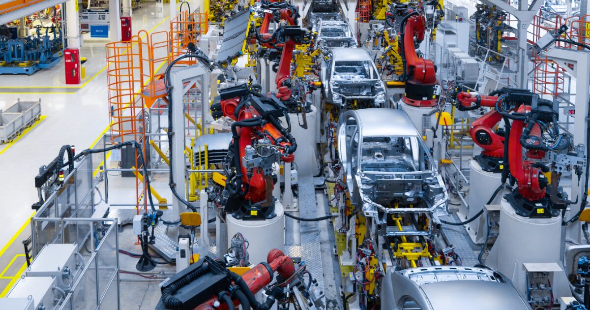 生産・製造ライン自動化とは？メリット・課題・導入事例やコストを紹介 | スマート工場自動化ラボ